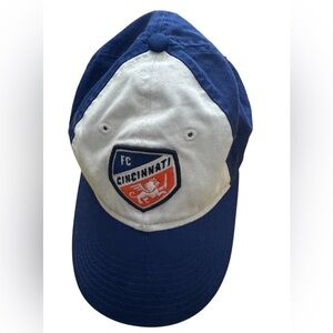 FC CINCINNATI (YOUTH) NEW ERA SOCCER 9TWENTY CAP METAL ADJUSTING CLOSURE BACK